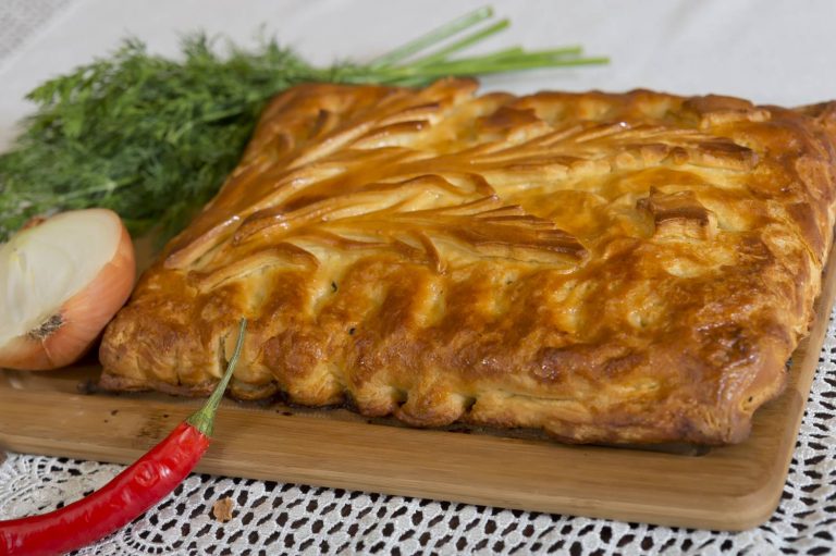 Пирог с капустой — 8 быстрых и вкусных рецептов приготовления Пирог с капустой — 8 быстрых и вкусных рецептов приготовления