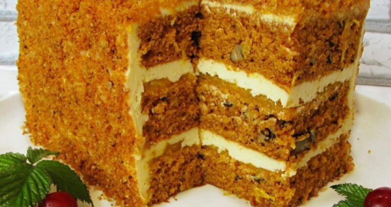 Морковный пряный торт с апельсиново-манговым вкусом Морковный пряный торт с апельсиново-манговым вкусом