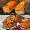Воздушный кекс с ягодами: готовим мягкую, нежную и невероятно вкусную выпечку к чаю.