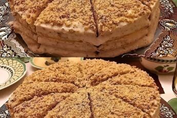 Очень нежный и невероятно вкусный домашний сметанник — секрет в настоящей сметанке!