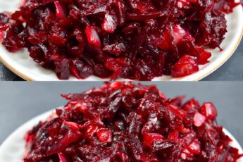 Свекольная икра – пальчики оближешь! Лёгкая, ароматная и такая вкусная – идеально подойдёт и к обеду, и к ужину.
